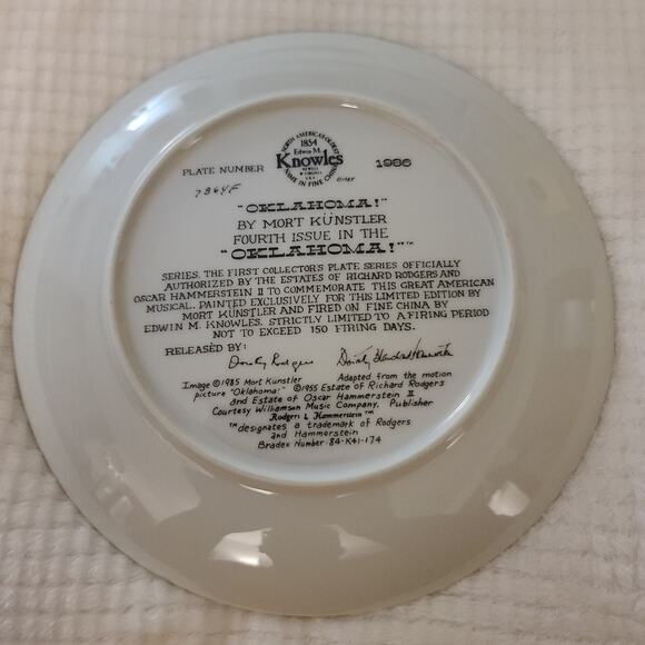 Knowles Oklahoma Movie Collector Plate by Mort Künstler Fourth Issue - Picture 2 of 2